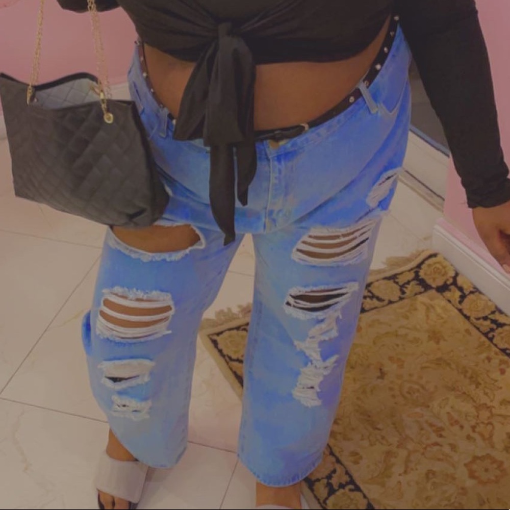 90s styled Denim flare long ripped plus sized pants.